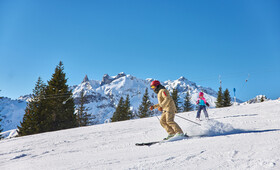 Skifahren mit der Familie am Golm im Montafon | © Golm Silvretta Lünersee Tourismus GmbH Bregenz, Stefan Kothner