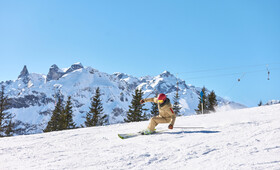 Skifahren mit der Familie am Golm im Montafon | © Golm Silvretta Lünersee Tourismus GmbH Bregenz, Stefan Kothner
